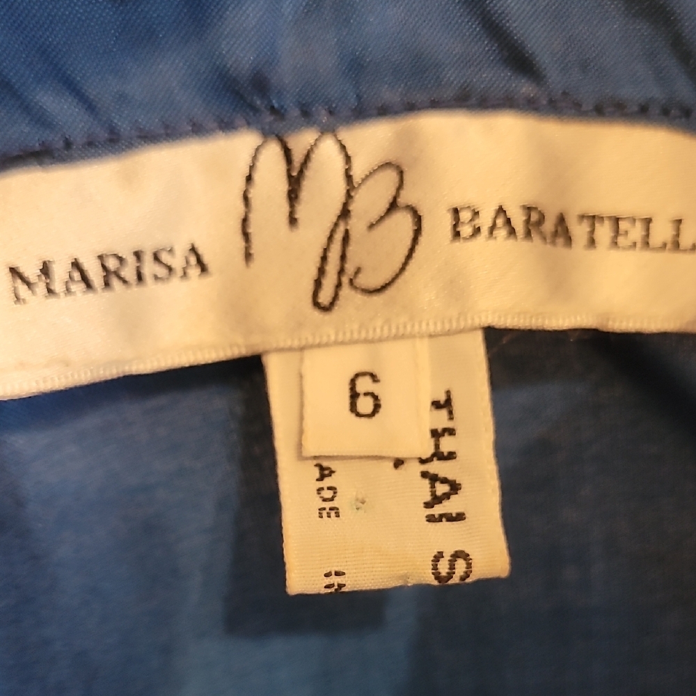 Chic Women's Blue Button Down Shirt - Picture 2 of 4